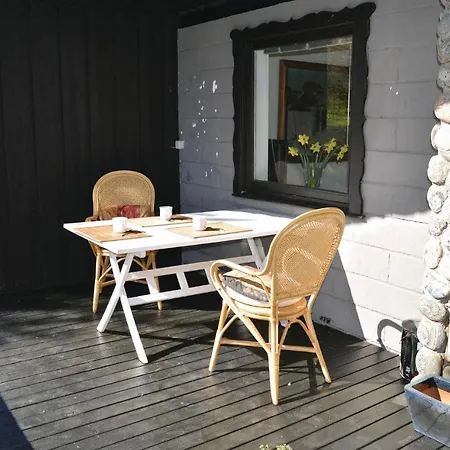 Two Bedroom Holiday In *