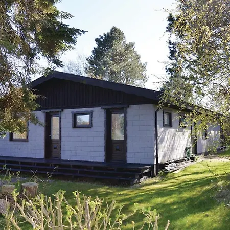 Two Bedroom Holiday In Ferienhaus *