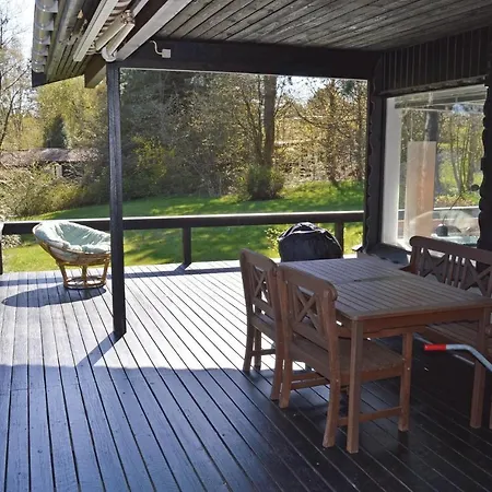 Two Bedroom Holiday In Ferienhaus *