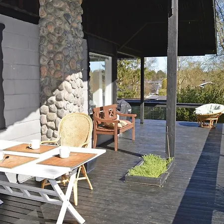 Two Bedroom Holiday In Ferienhaus